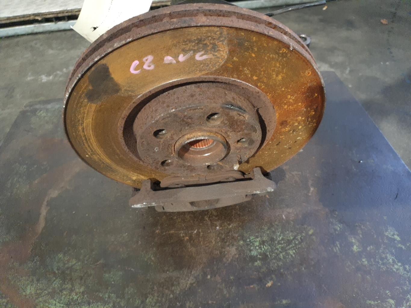 Moyeu avant gauche CITROEN C8 Diesel - 1