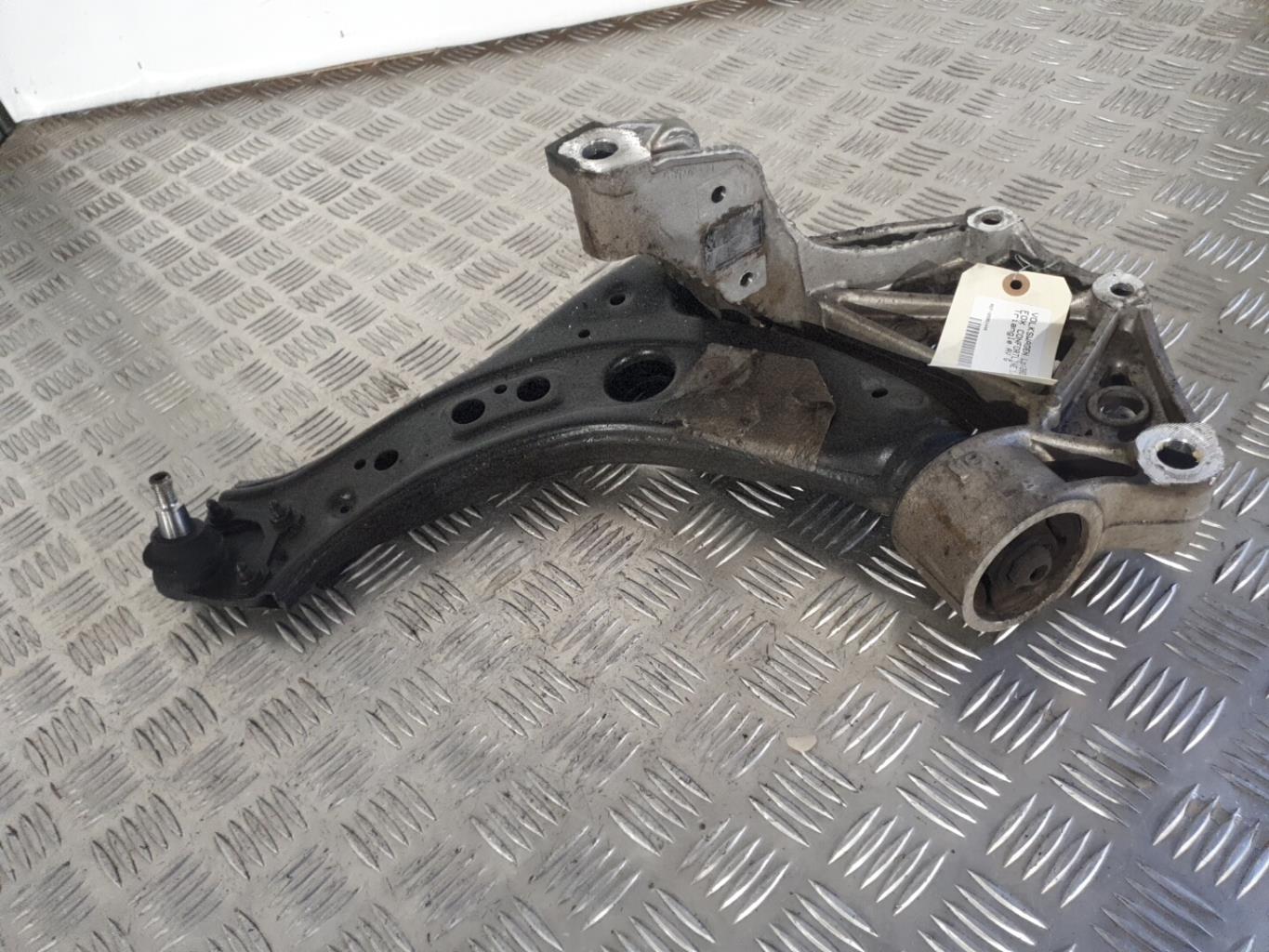Triangle avant gauche VOLKSWAGEN FOX Essence - 1