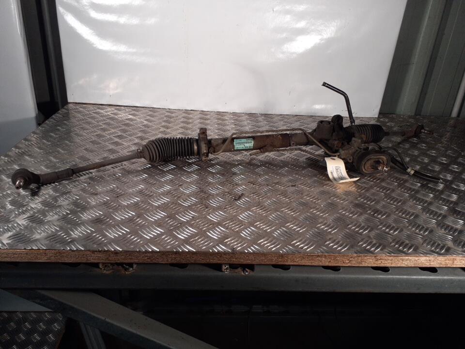 Cremaillere assistee VOLKSWAGEN FOX Essence - 1