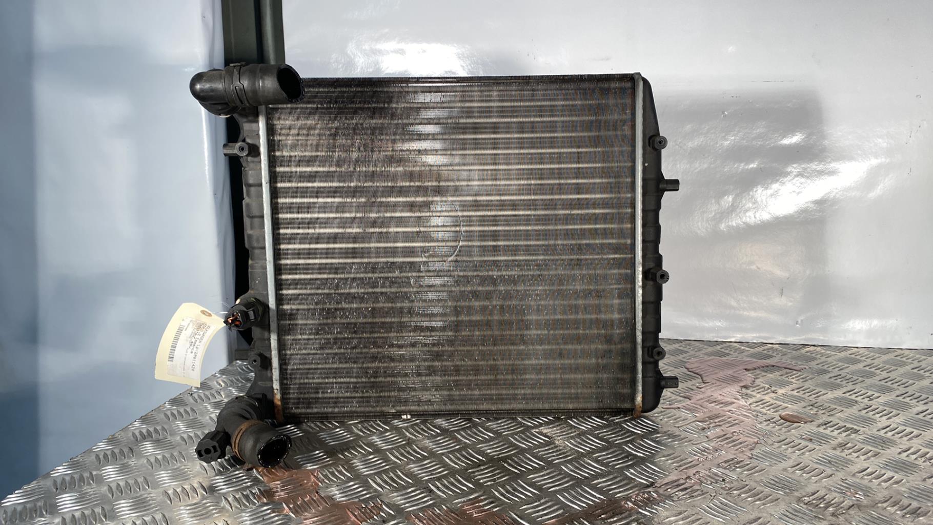 Radiateur eau VOLKSWAGEN FOX Essence - 1