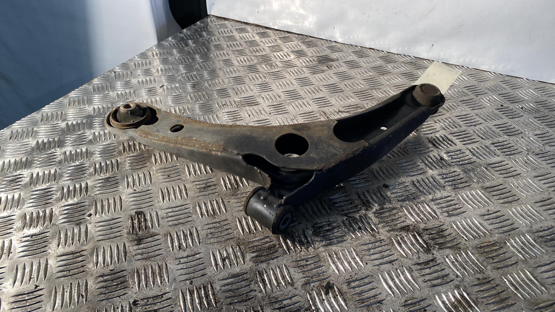 Triangle avant droit CITROEN C4 AIRCROSS Diesel - 1