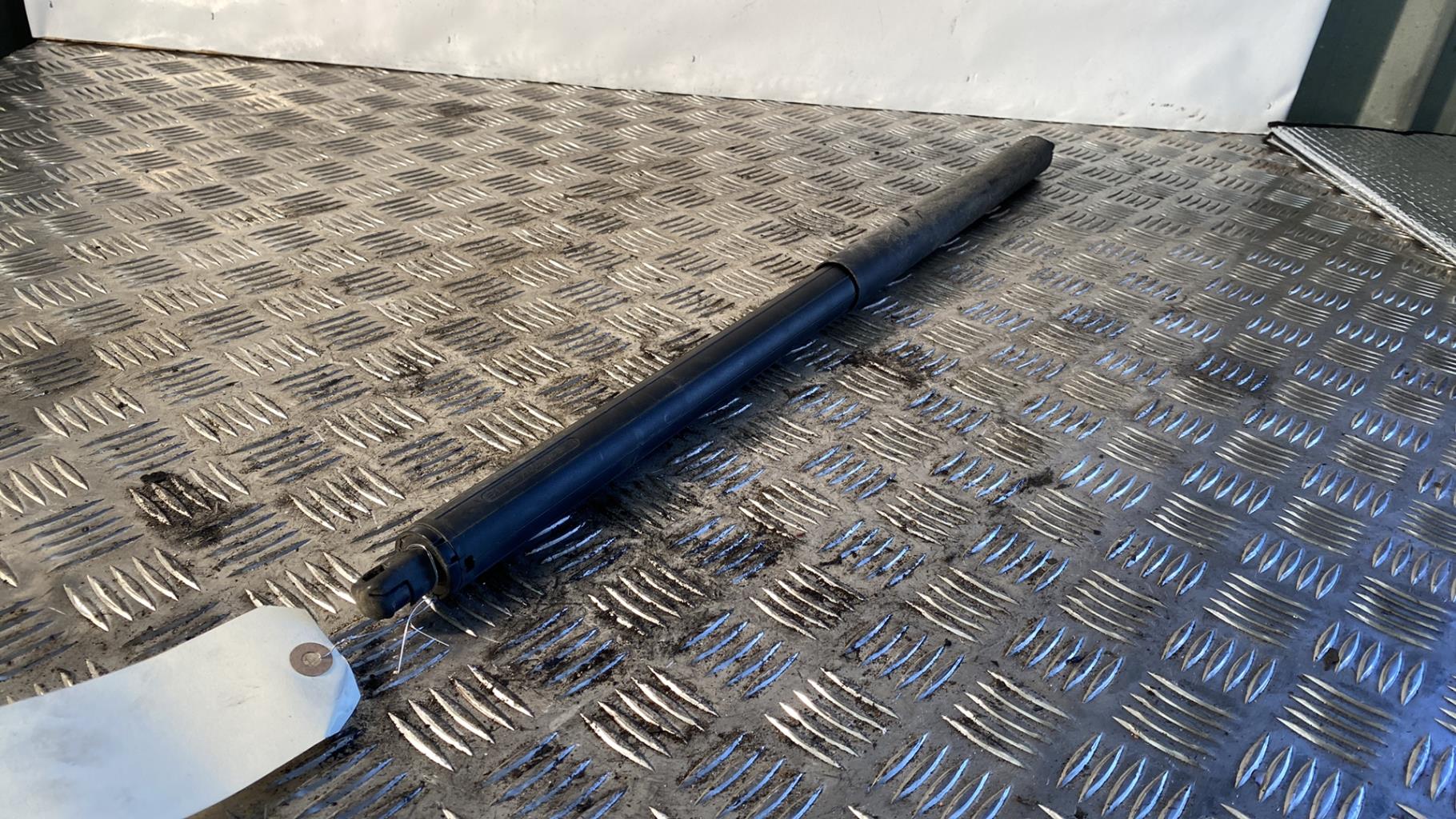 Verin de coffre droit FORD KUGA 2 PHASE 2 Diesel - 1