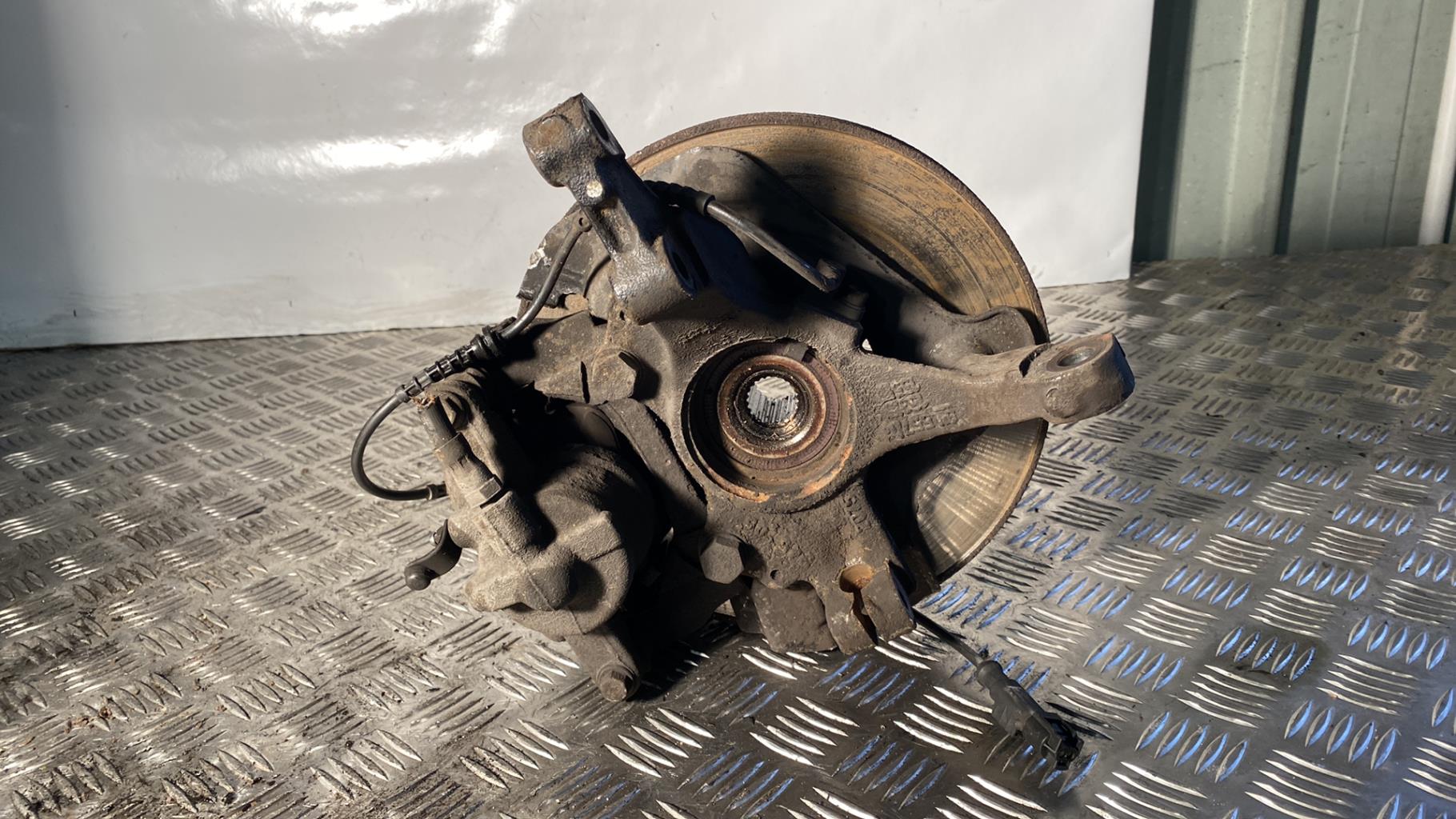 Moyeu avant droit OPEL CORSA D PHASE 1 Essence - 1