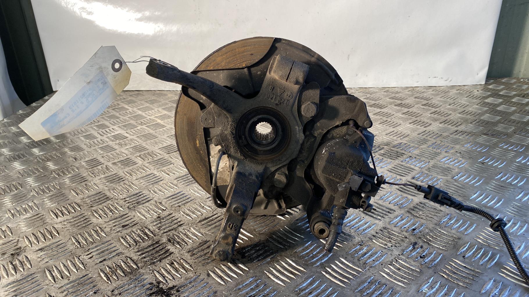 Moyeu avant droit FORD KA 2 PHASE 2 Essence - 1