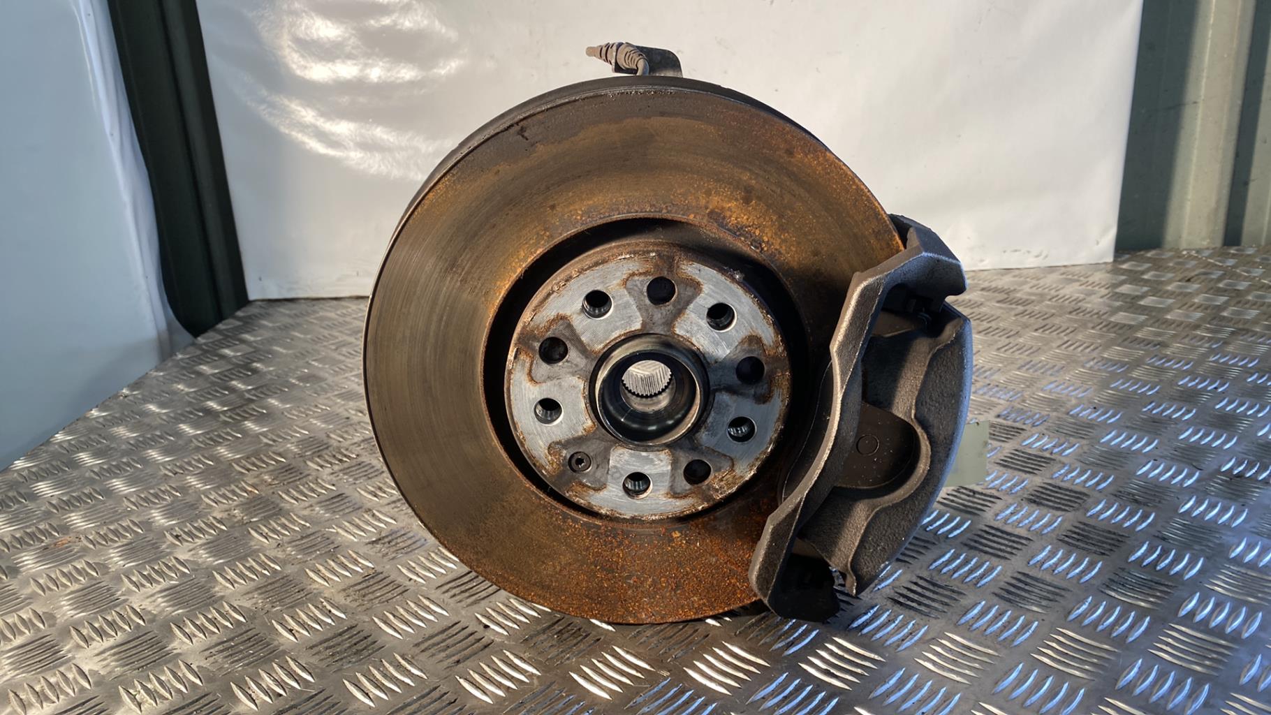 Moyeu avant droit SEAT ALHAMBRA 2 PHASE 2 Diesel - 1