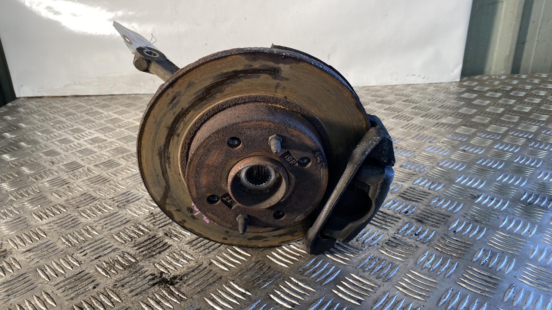 Moyeu avant gauche FORD KA 2 PHASE 2 Essence - 1