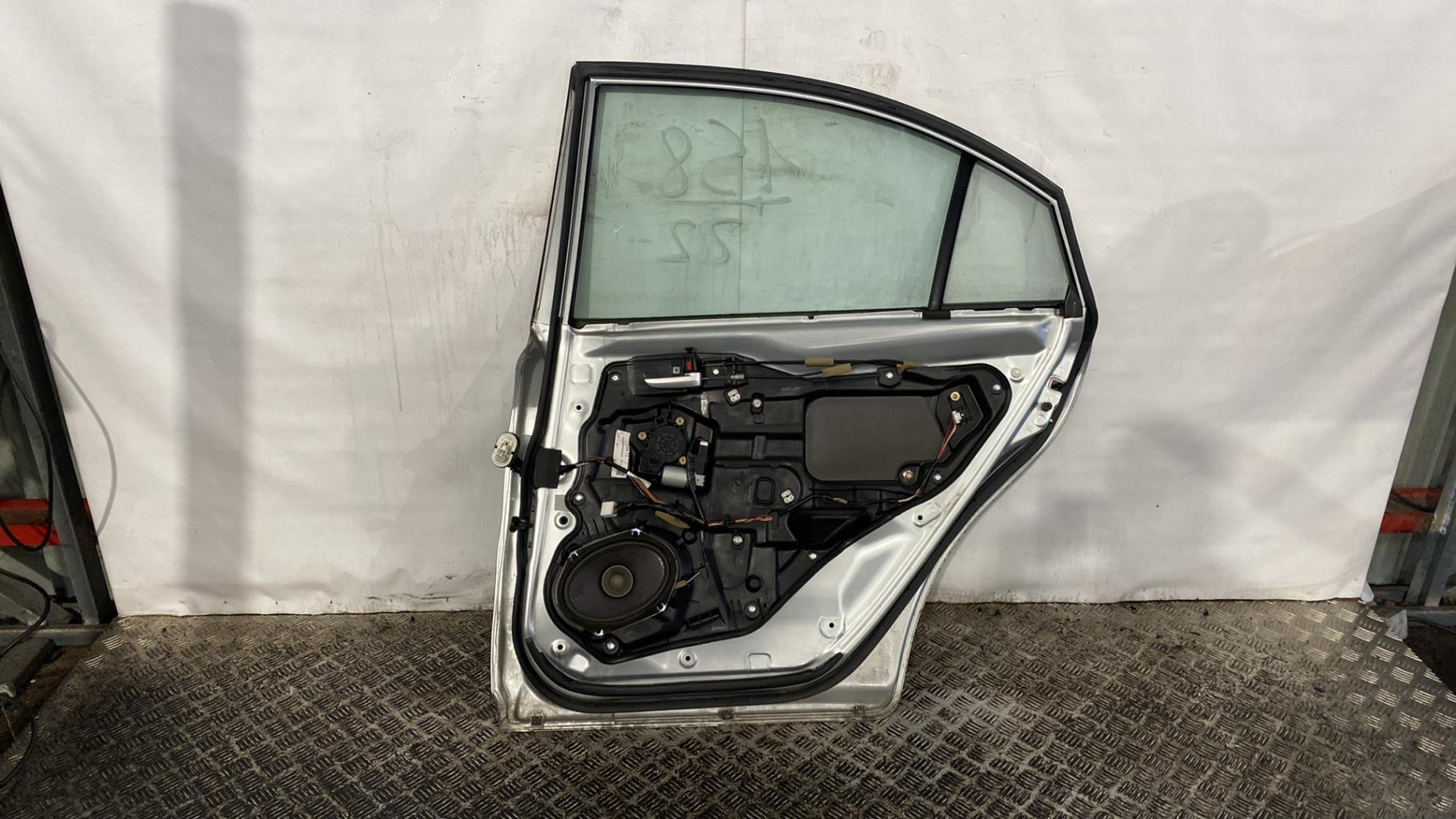 Porte arriere droit MAZDA 6 1 PHASE 2 Diesel - 1