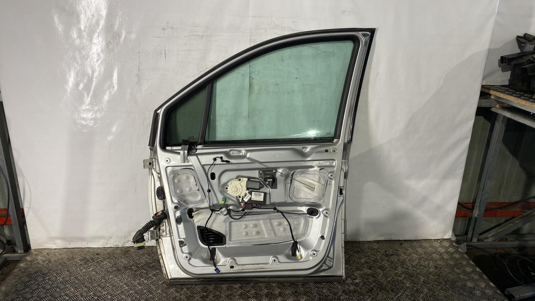 Porte avant droit CITROEN C8 Diesel - 1