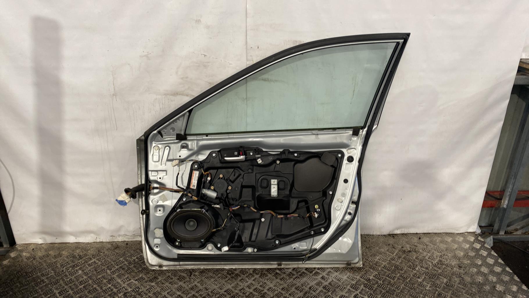 Porte avant droit MAZDA 6 1 PHASE 2 Diesel - 1