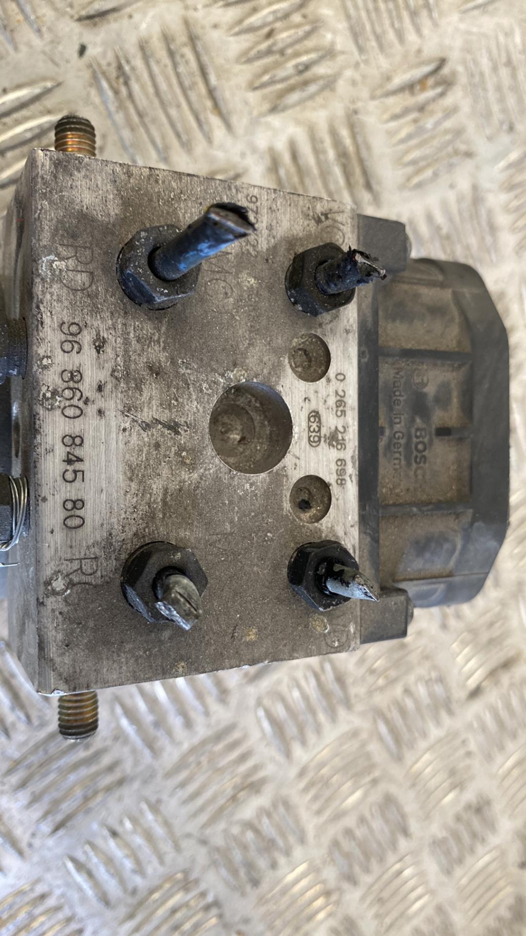 Bloc ABS (freins anti-blocage) CITROEN XSARA PHASE 1 Essence - 1
