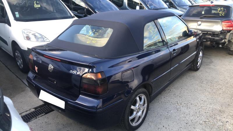 Moyeu avant droit VOLKSWAGEN GOLF 4 CABRIOLET Essence - 1