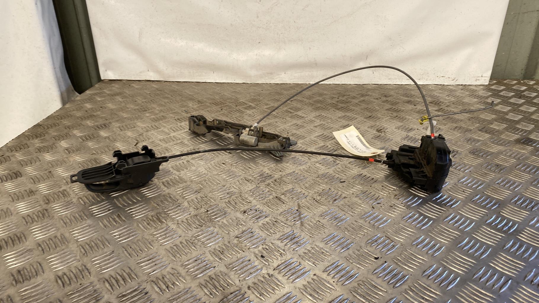 Serrure avant gauche NISSAN NOTE 1 PHASE 2 Diesel - 1