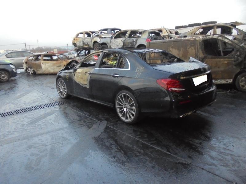 Moyeu avant droit MERCEDES CLASSE E 213 Diesel - 1