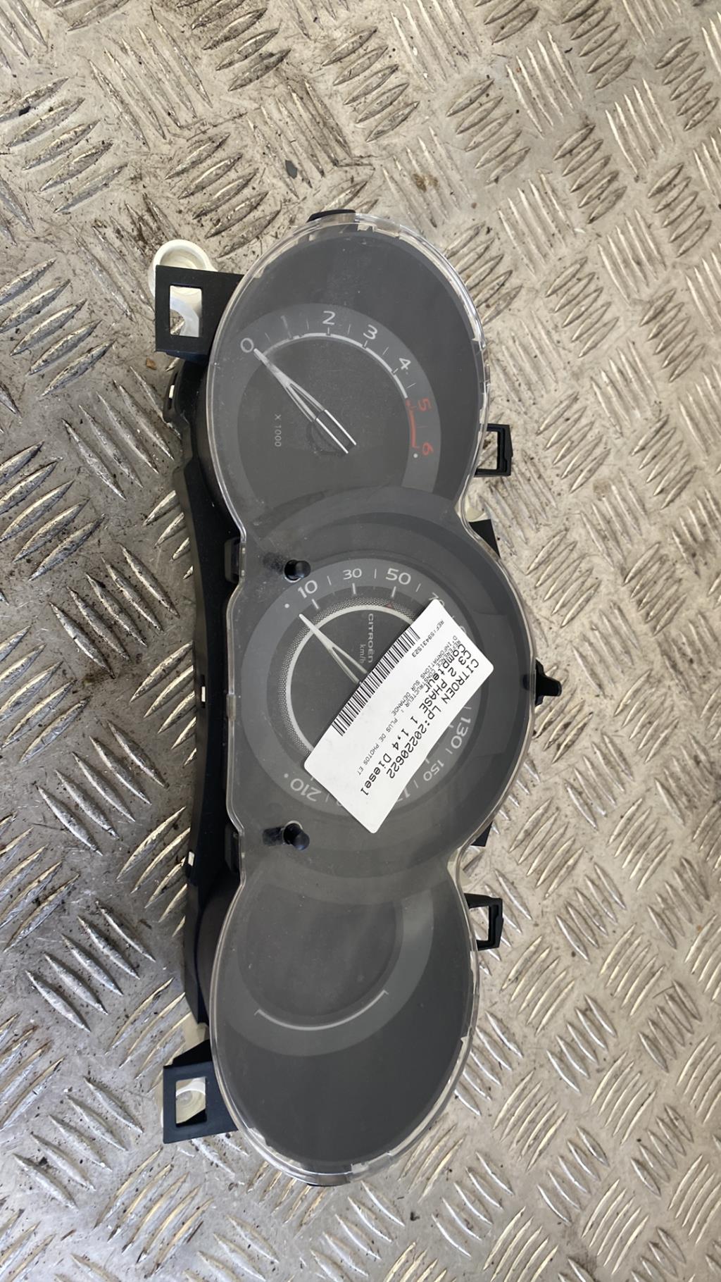 Compteur CITROEN C3 2 PHASE 1 Diesel - 1