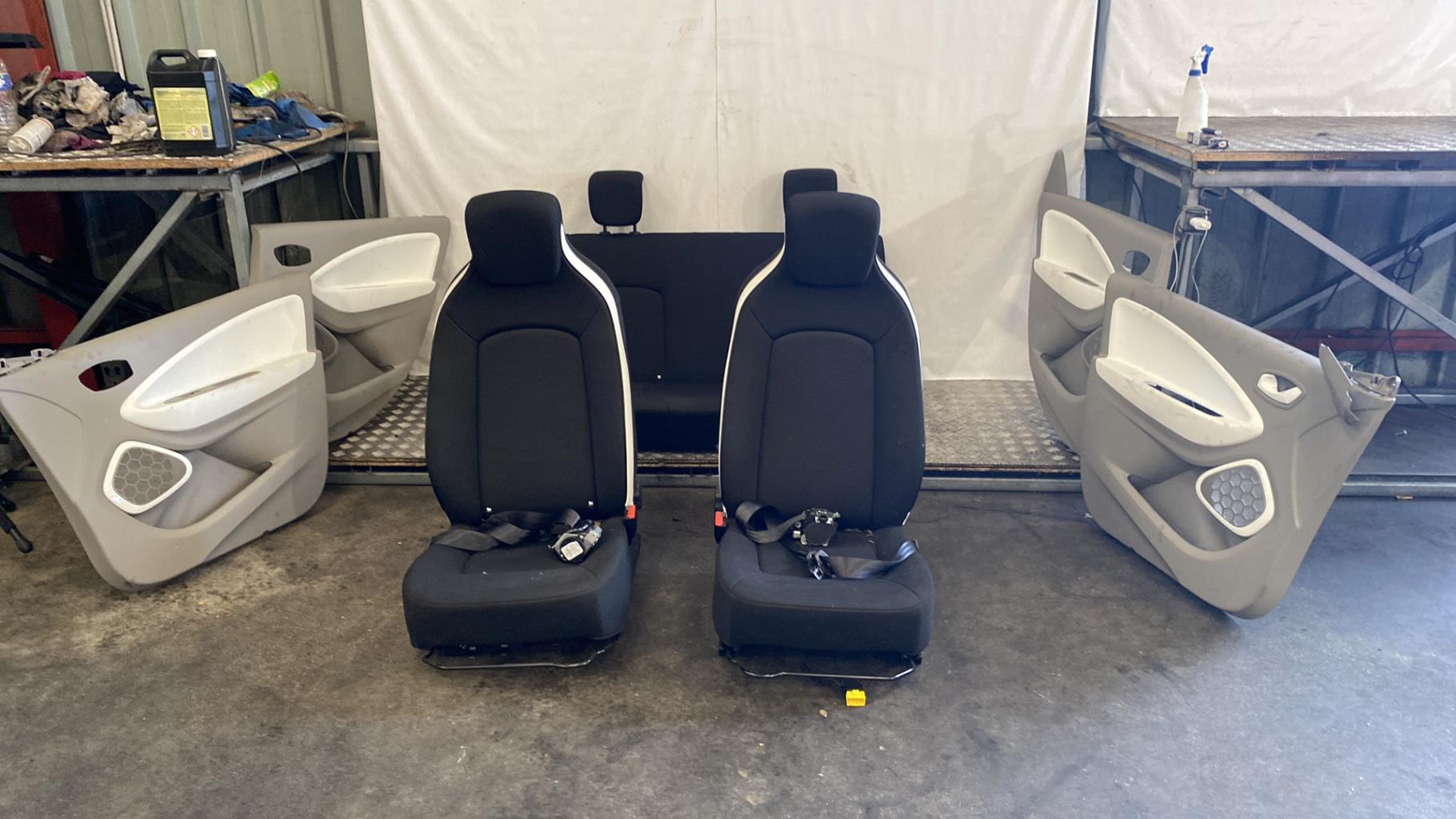 Interieur complet RENAULT ZOE 1 Electricité - 1
