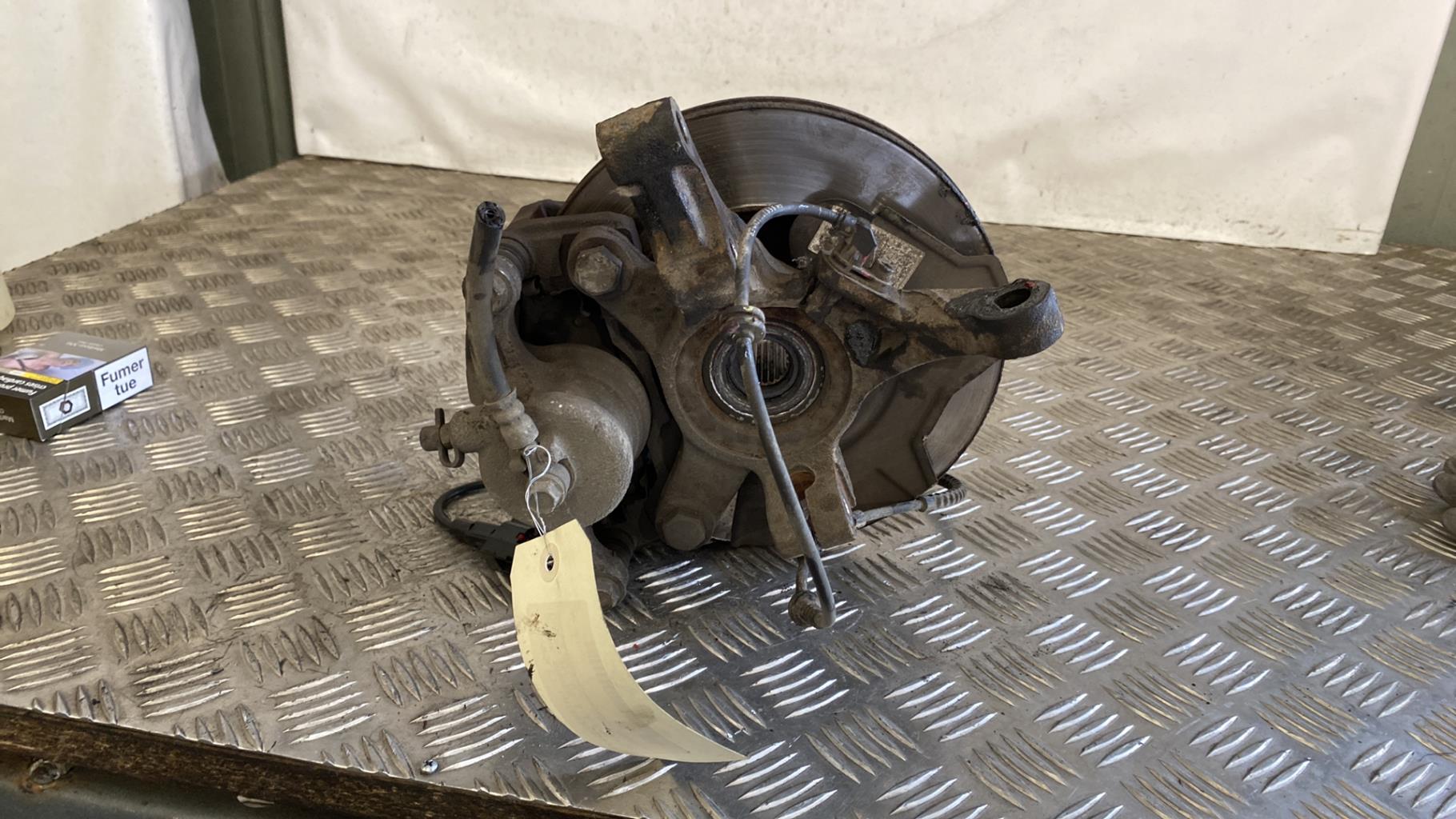 Moyeu avant droit CHEVROLET SPARK PHASE 1 Essence - 1