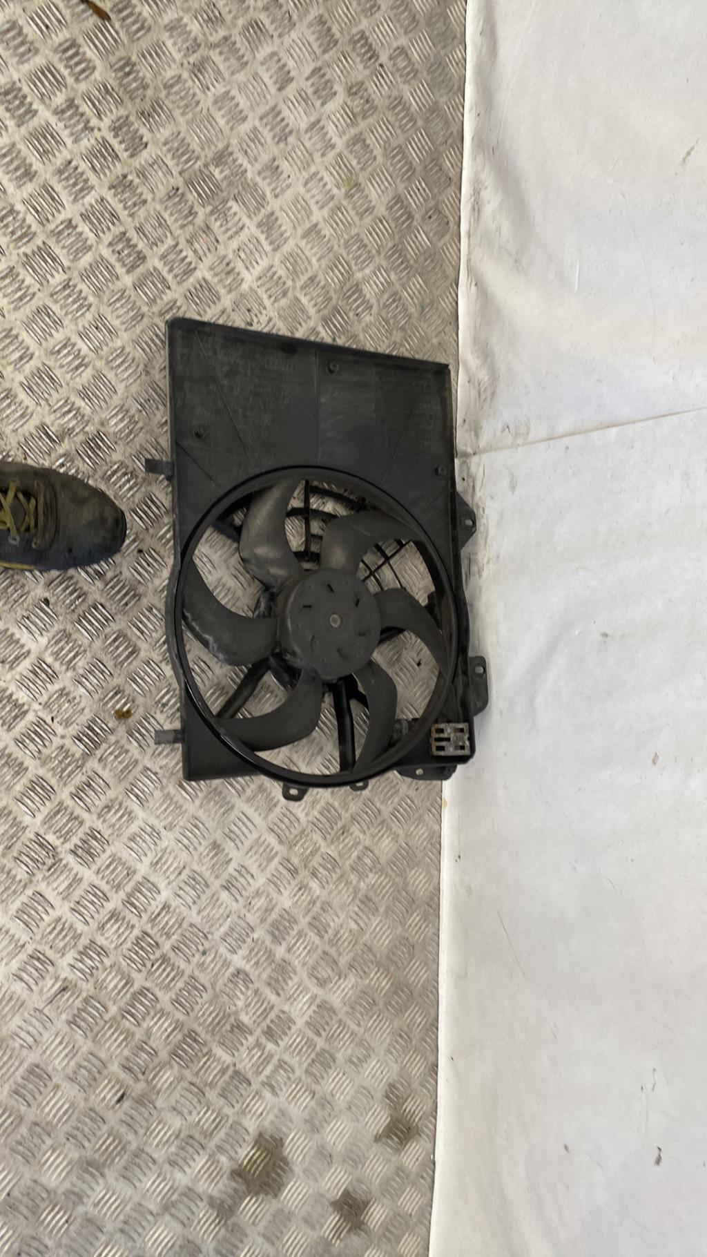 Ventilateur eau CITROEN C3 2 PHASE 1 Diesel - 1