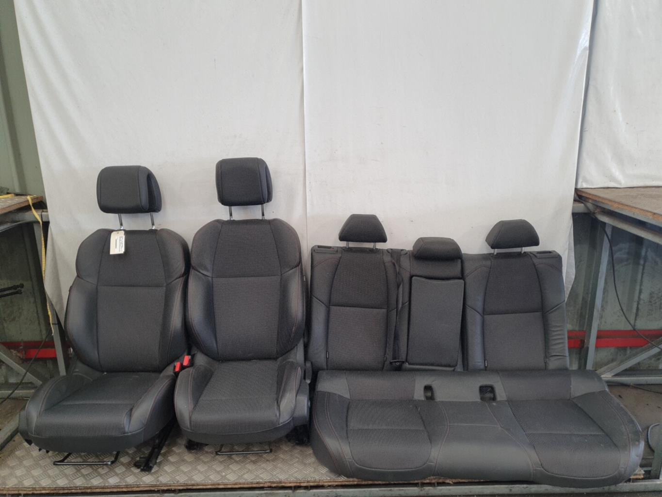 Interieur complet PEUGEOT 508 1 SW PHASE 2 BREAK Diesel - 1
