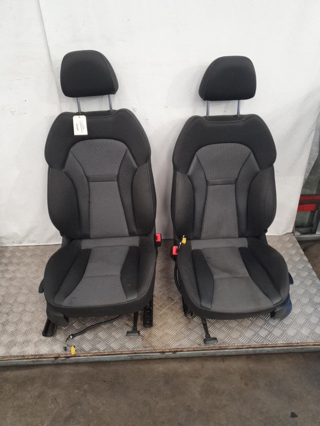 Siege avant gauche AUDI A1 1 SPORTBACK PHASE 1 Diesel - 1