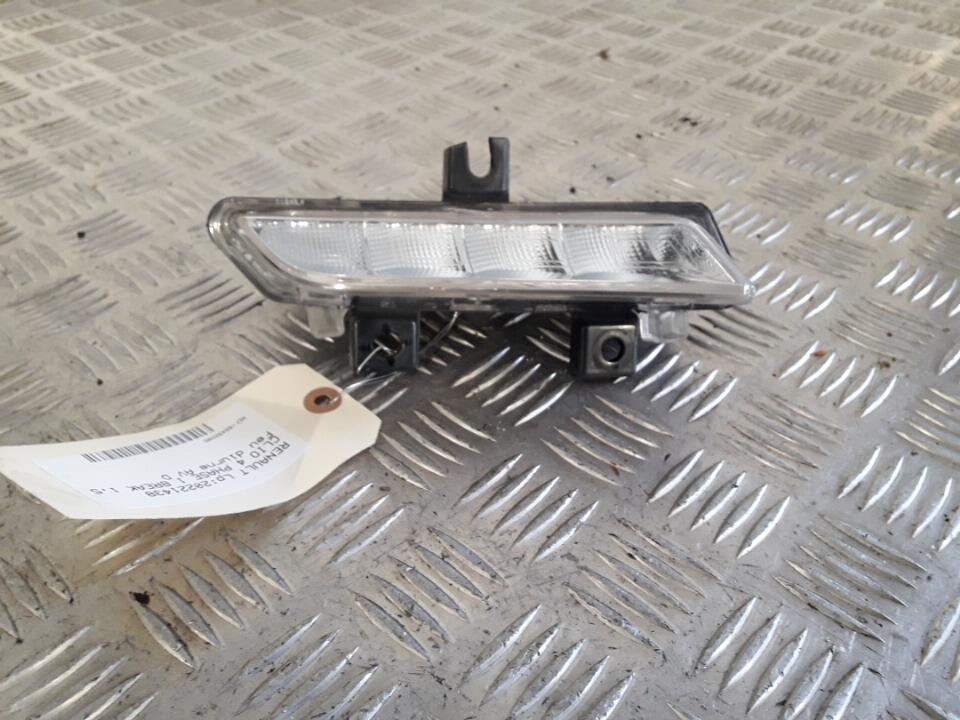 Feu diurne avant droit RENAULT CLIO 4 PHASE 1 BREAK Diesel - 1