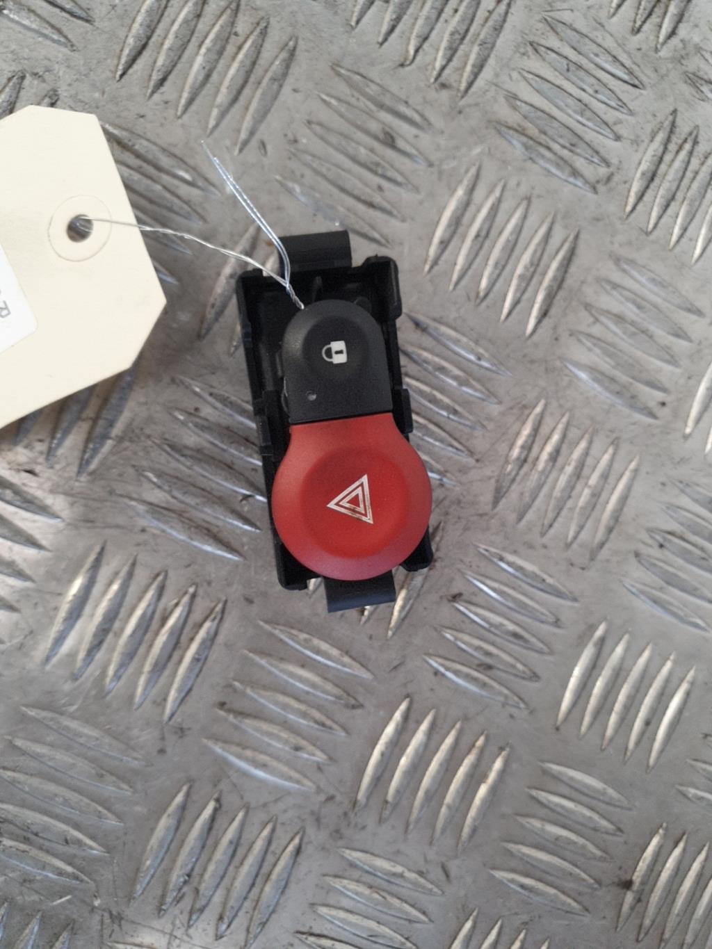 Bouton de warning RENAULT GRAND MODUS PHASE 2 Diesel - 1