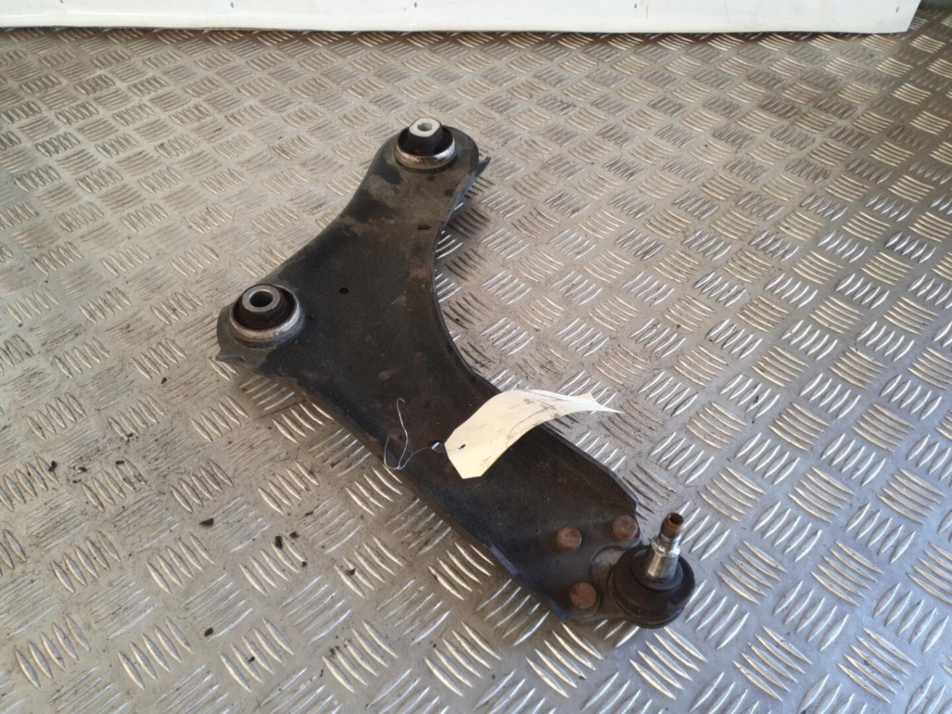 Triangle avant gauche RENAULT MEGANE 3 PHASE 1 Diesel - 1