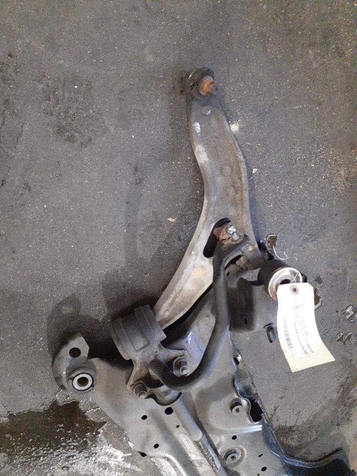 Berceau avant FORD FOCUS 3 PHASE 1 Essence - 1