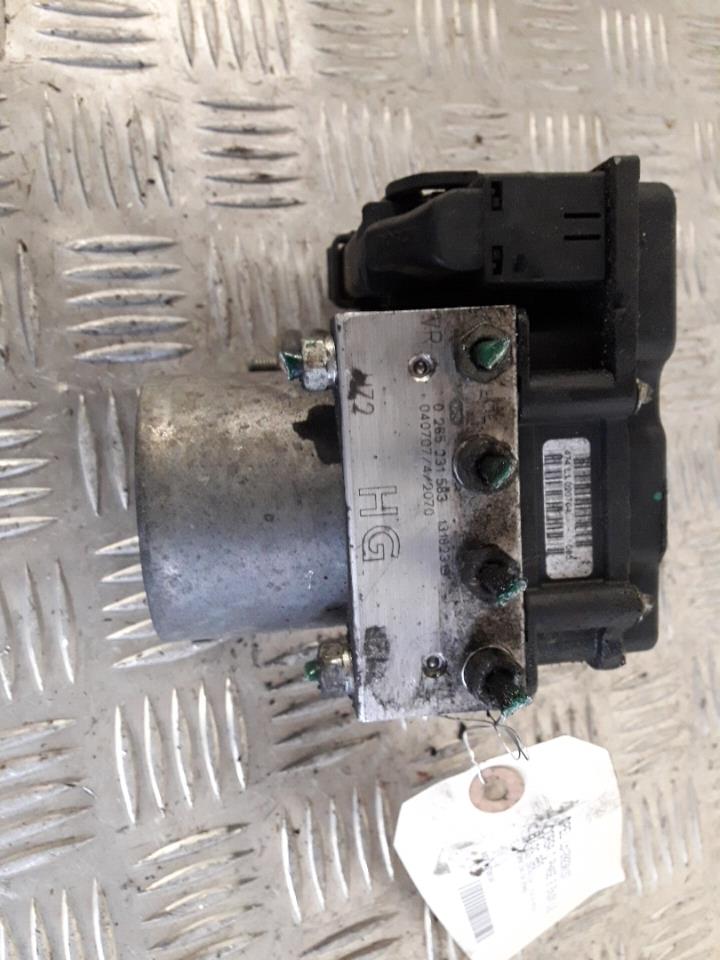 Bloc ABS (freins anti-blocage) OPEL CORSA C PHASE 2 Essence - 1