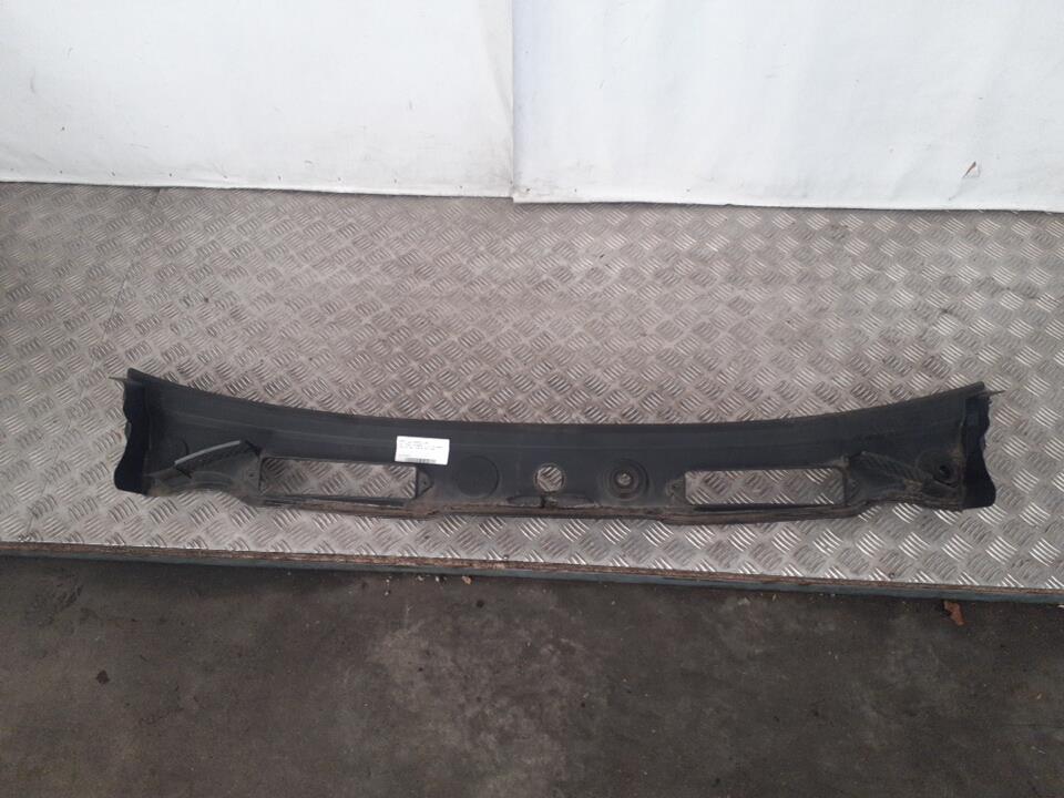 Baie de pare brise BMW X1 E84 PHASE 1 Diesel - 1
