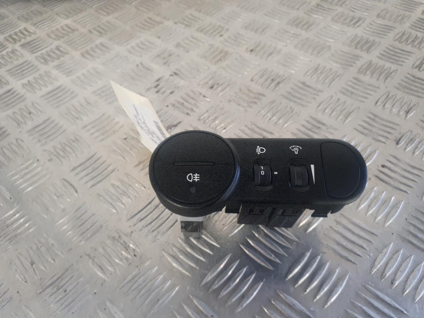 Commande de phare HYUNDAI I 10 1 PHASE 1 Essence - 1