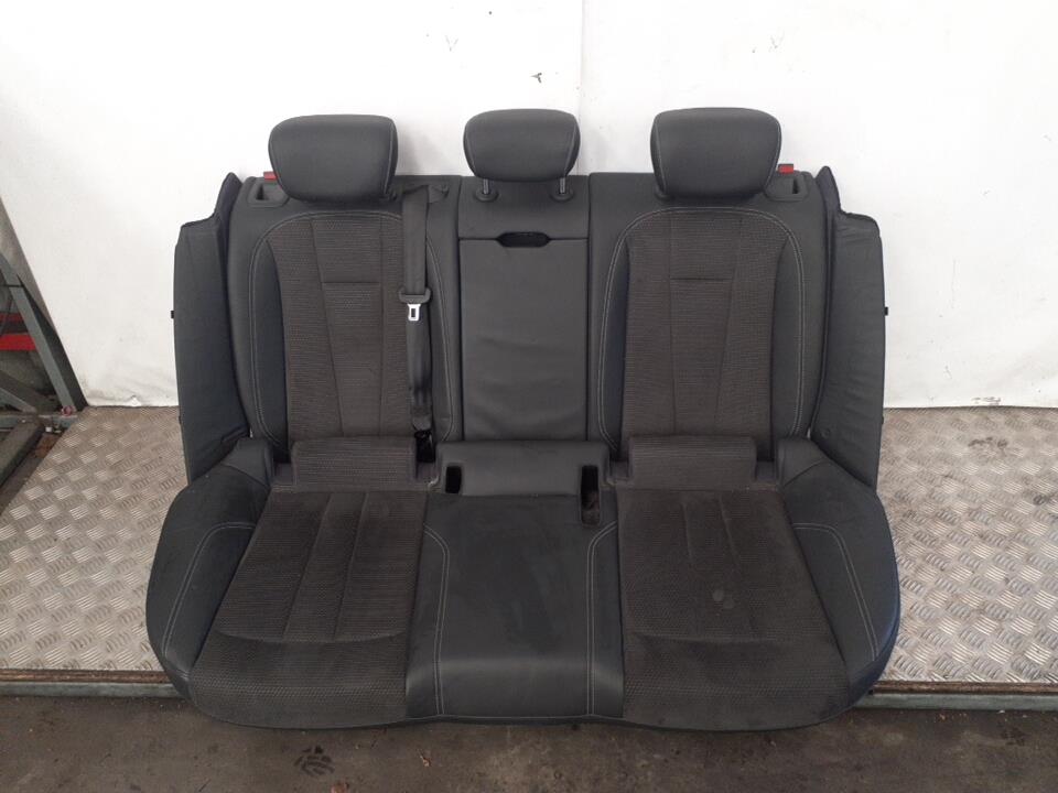 Banquette arriere AUDI A4 4 AVANT PHASE 1 BREAK Essence - 1