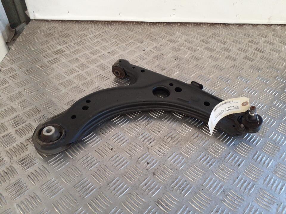 Triangle avant droit VOLKSWAGEN GOLF 4 Essence - 1