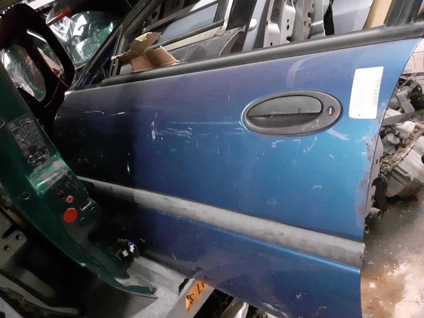 Porte avant gauche RENAULT LAGUNA 1 PHASE 2 Essence - 1