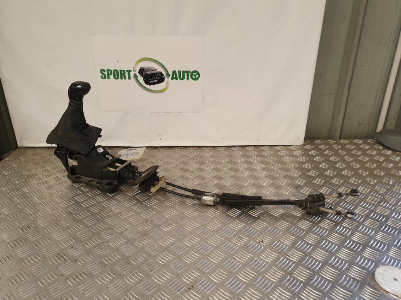 Levier de vitesses PEUGEOT 208 1 PHASE 2 Diesel - 1