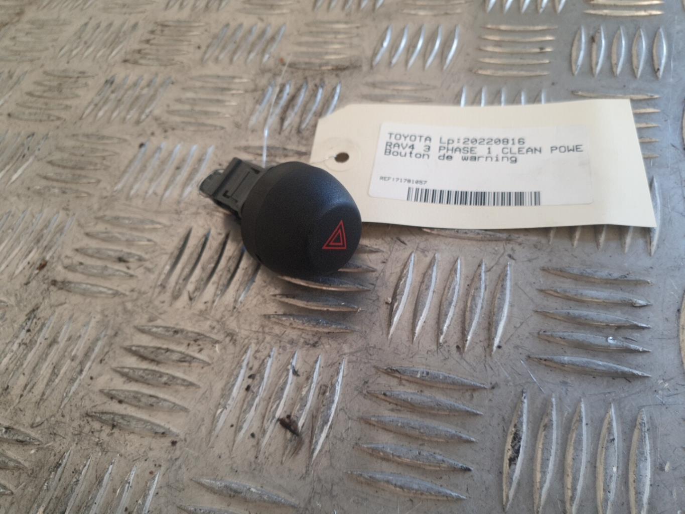 Bouton de warning TOYOTA RAV4 3 PHASE 1 Diesel - 1