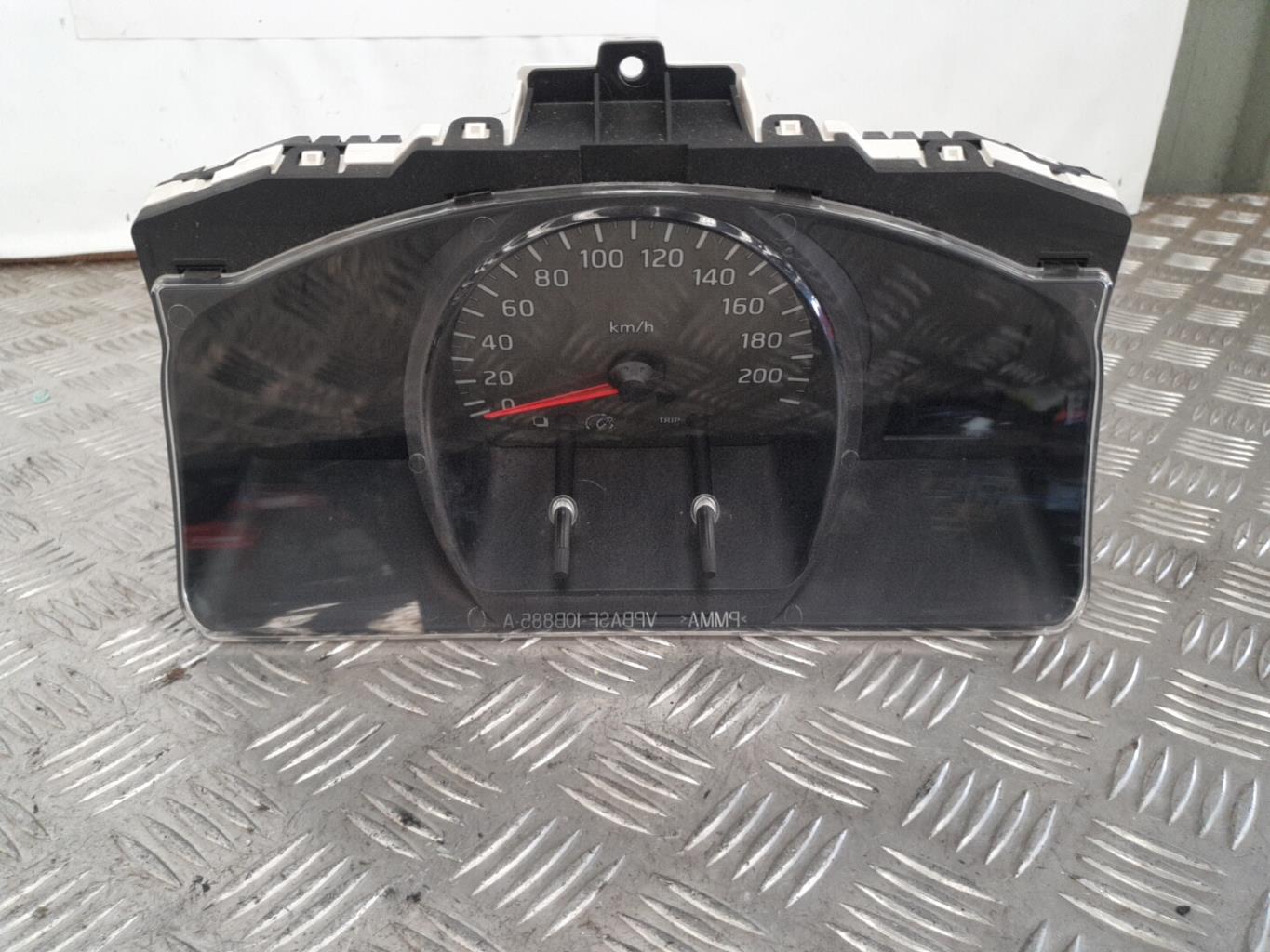 Compteur NISSAN NV200 Diesel - 1