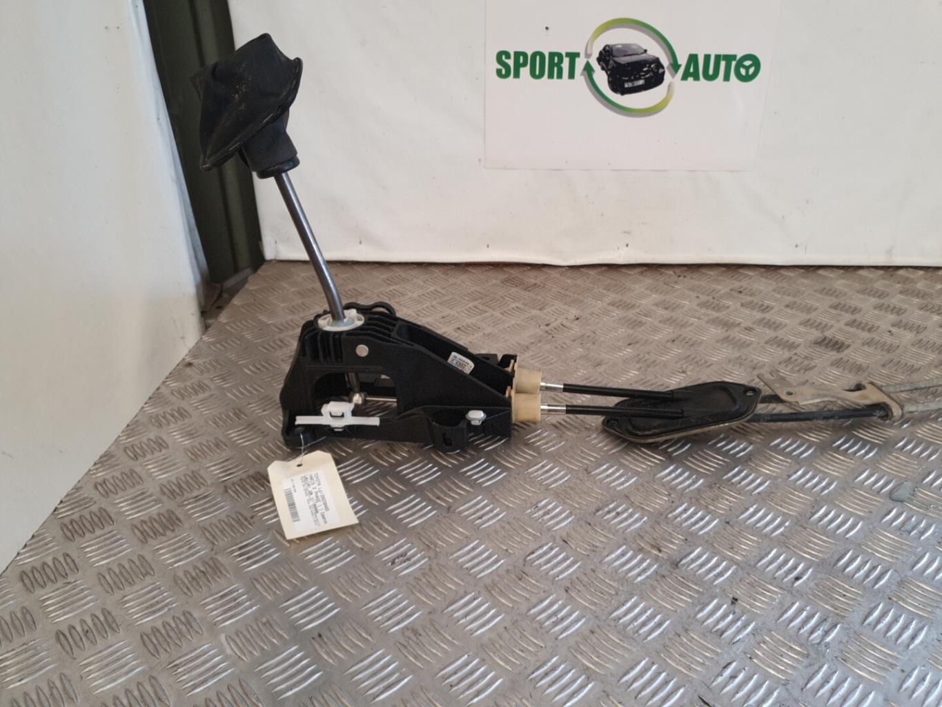 Levier de vitesses TOYOTA YARIS 3 PHASE 1 Essence - 1