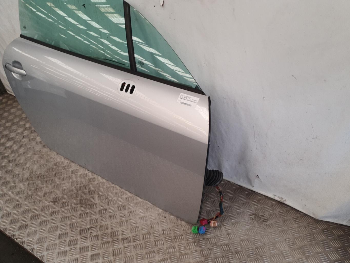 Porte avant droit AUDI TT 1 COUPE Essence - 1