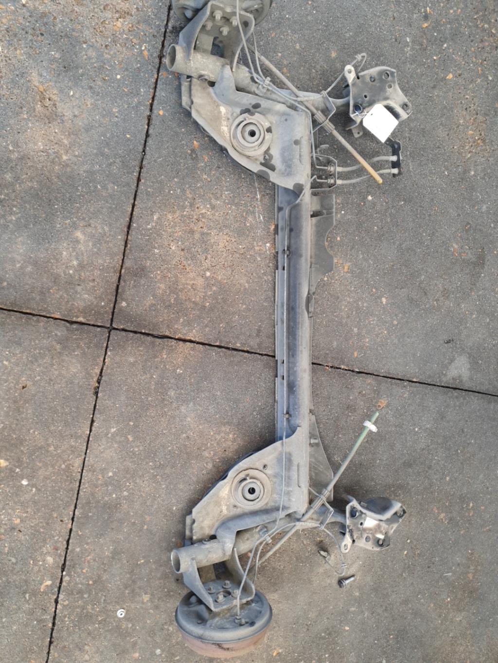 Train arriere complet RENAULT CLIO 4 PHASE 2 Diesel - 1