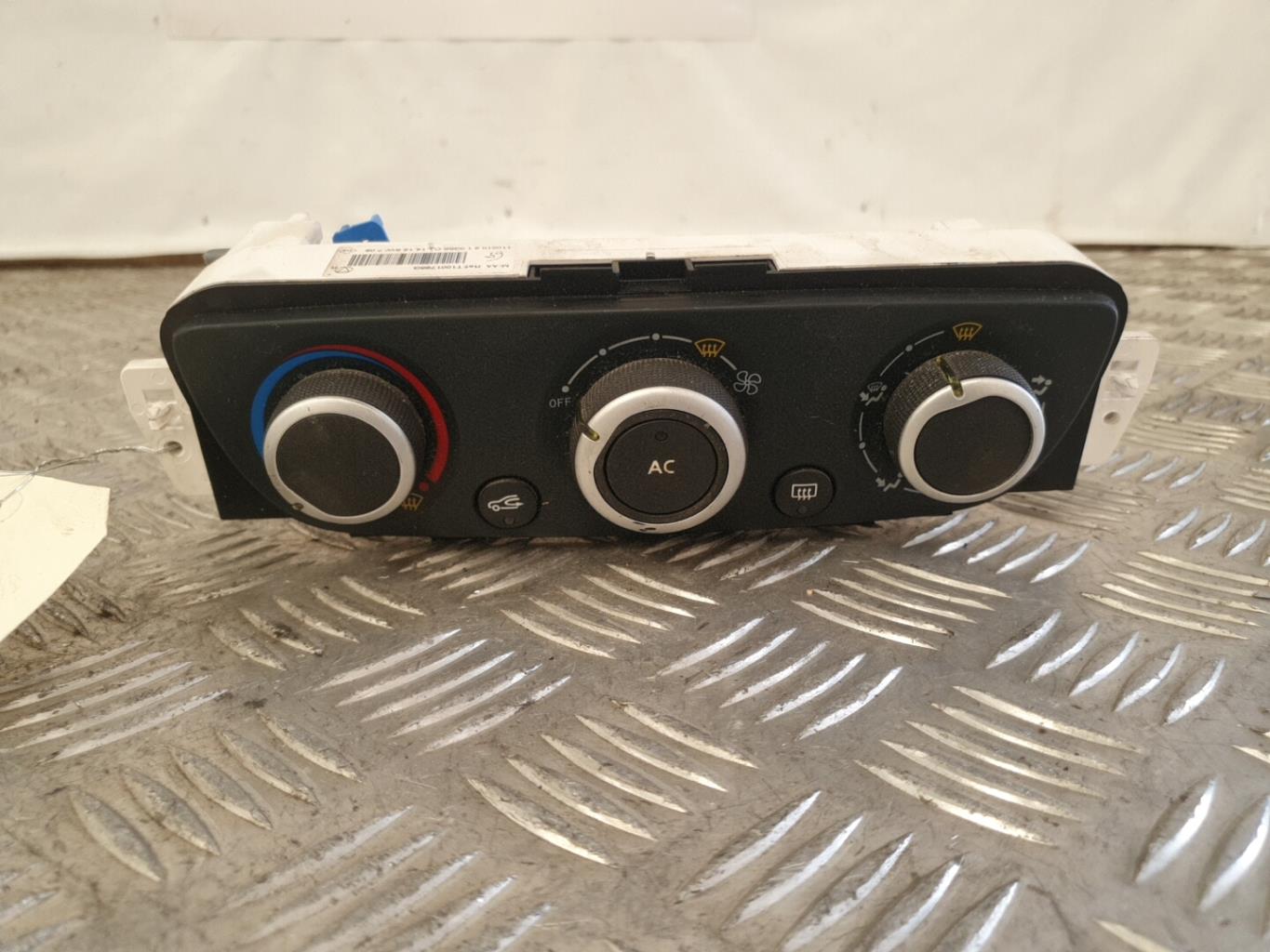Commande chauffage RENAULT MEGANE 3 PHASE 1 Diesel - 1