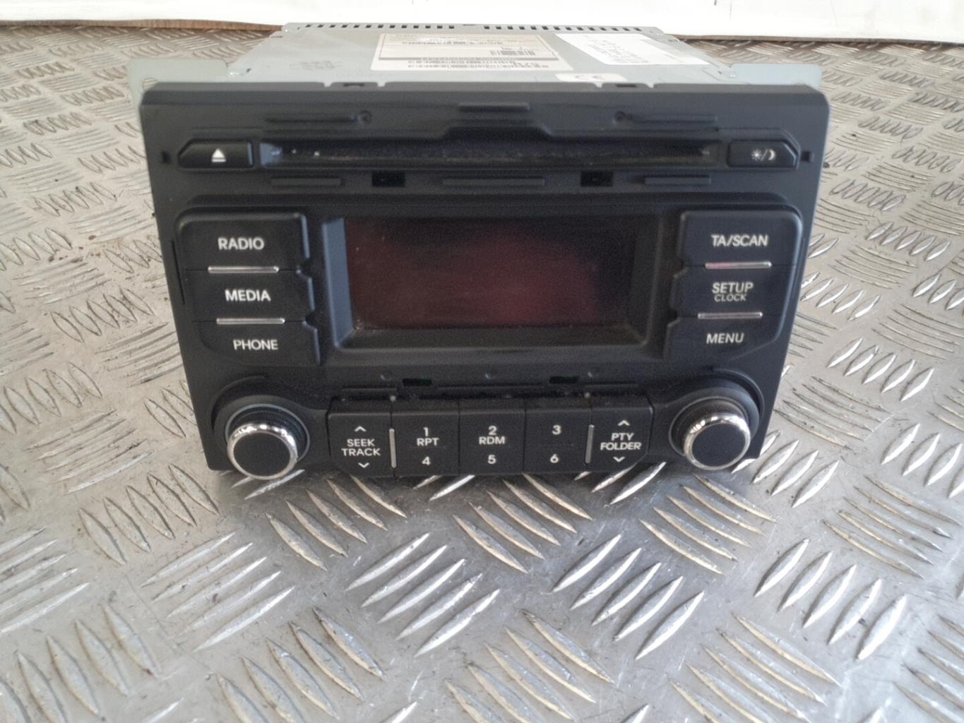 Autoradio d'origine KIA RIO 3 PHASE 1 Diesel - 1