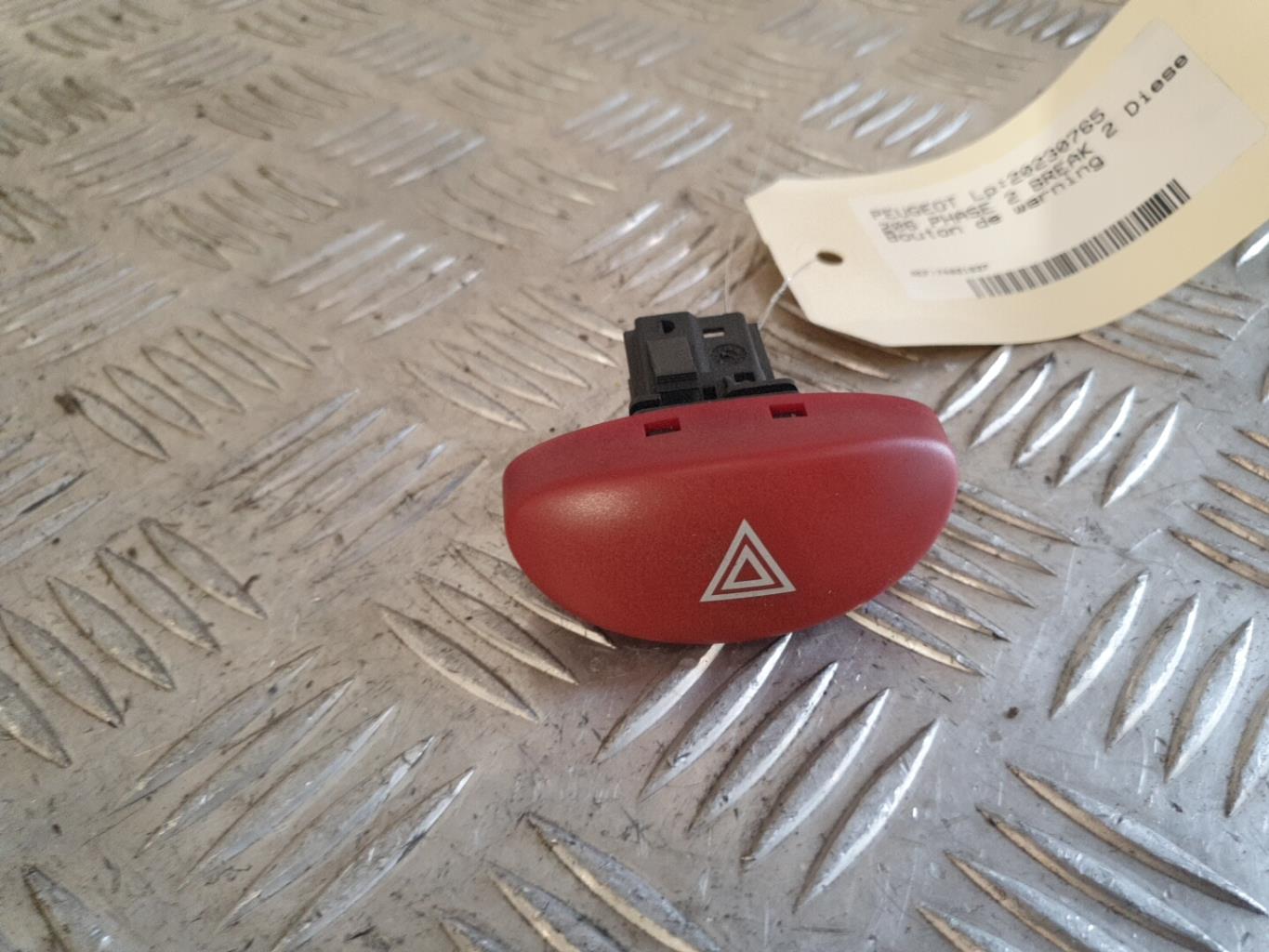 Bouton de warning PEUGEOT 206 PHASE 2 BREAK Diesel - 1