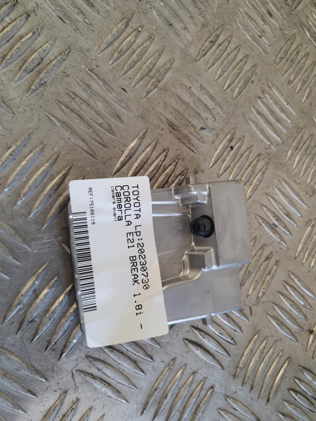 Camera TOYOTA COROLLA E21 BREAK Essence/Hybride - 1