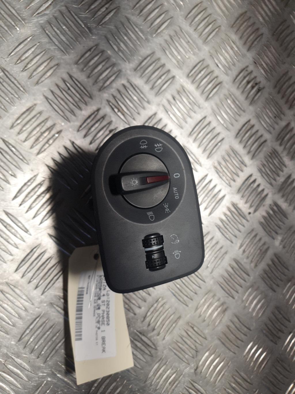 Commande de phare SEAT IBIZA 4 ST PHASE 1 BREAK Diesel - 1