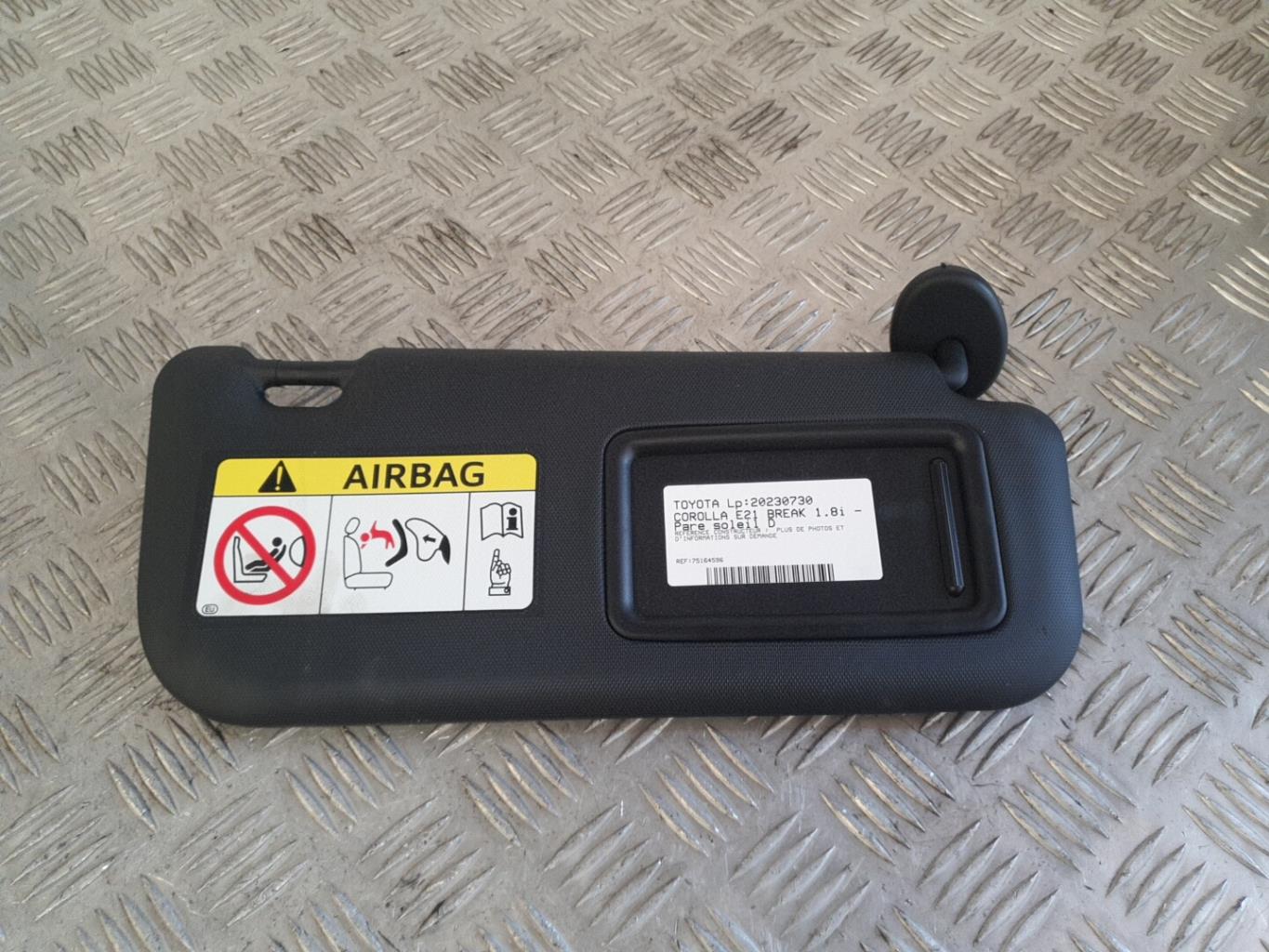 Pare soleil droit TOYOTA COROLLA E21 BREAK Essence/Hybride - 1
