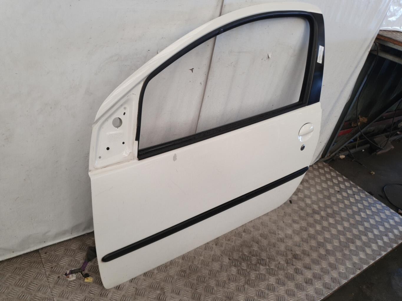 Porte avant gauche CITROEN C1 1 PHASE 3 Essence - 1