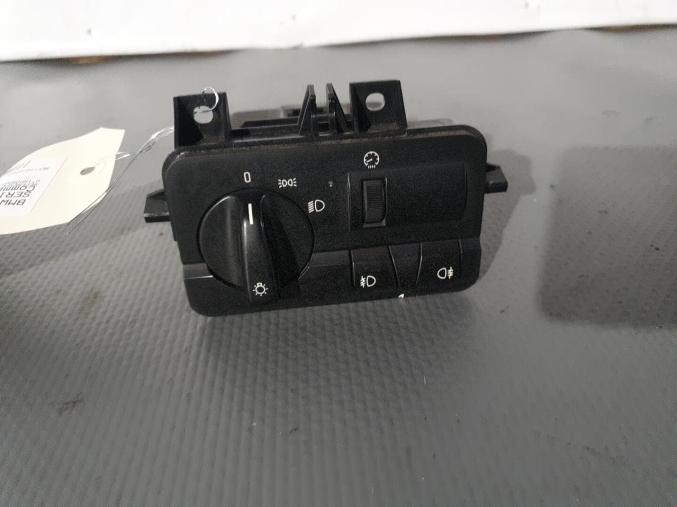 Commande de phare BMW SERIE 3 E46 COUPE PHASE 1 Essence - 1