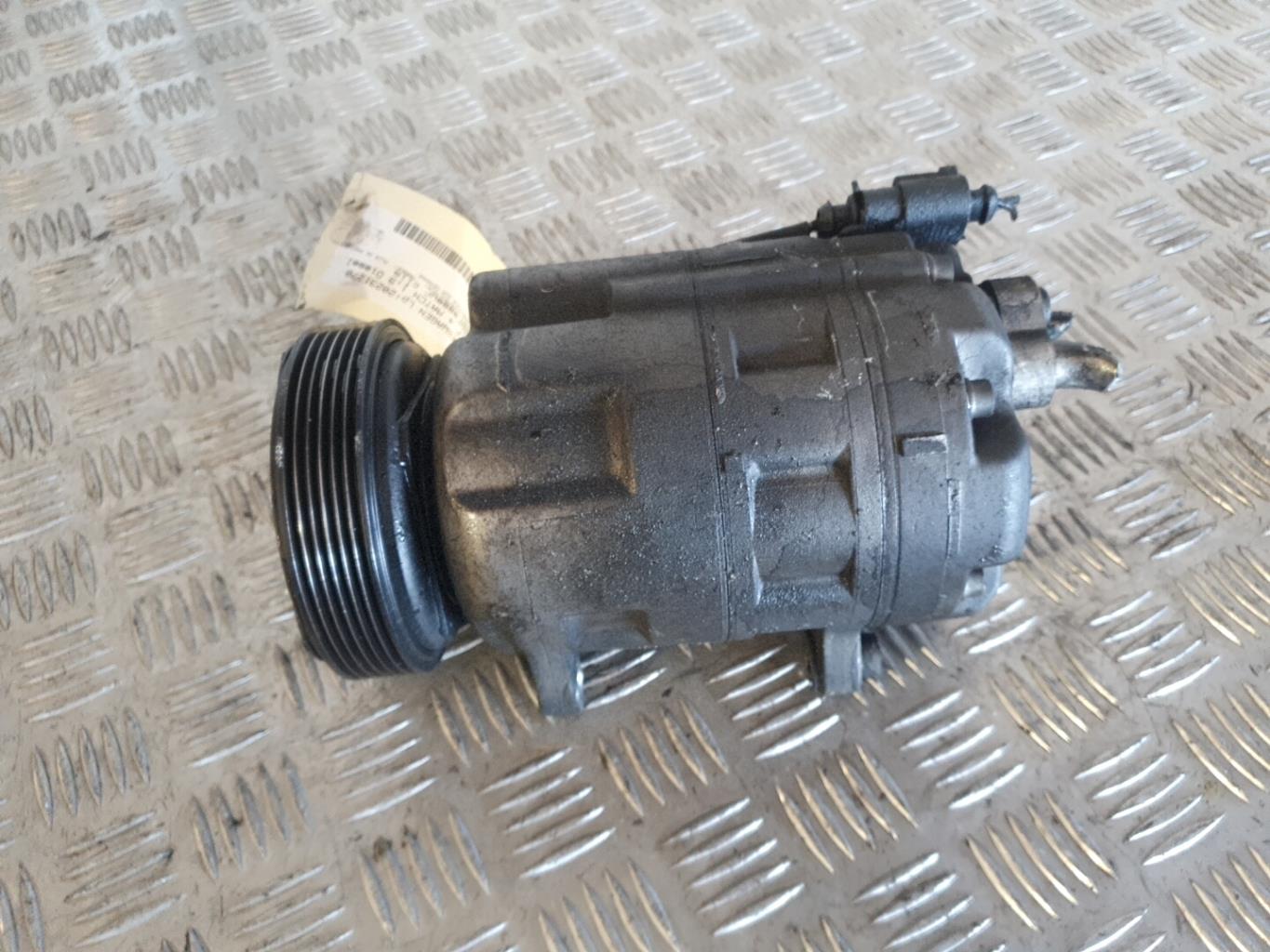 Compresseur clim VOLKSWAGEN GOLF 4 Diesel - 1
