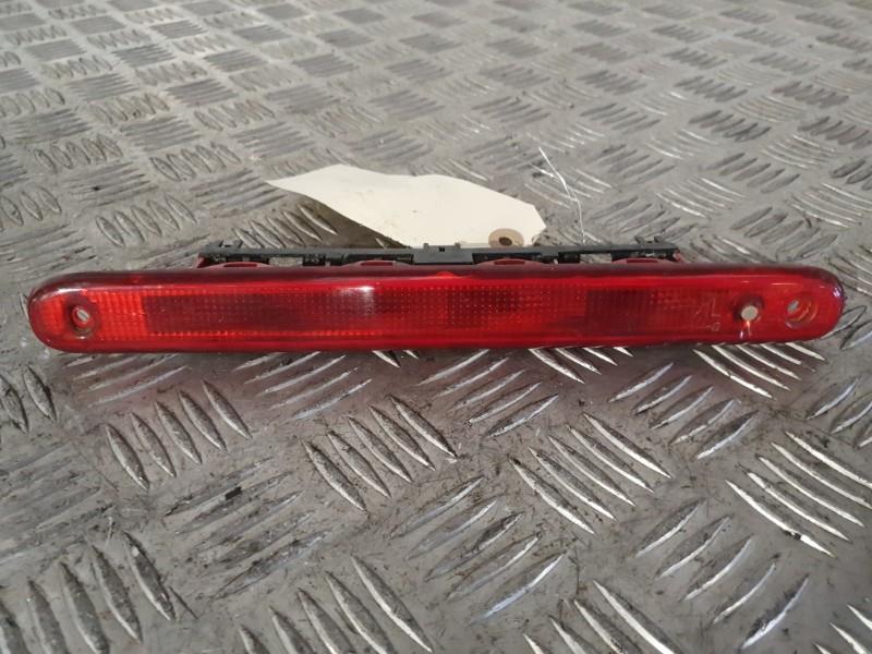 Feu arriere stop central PEUGEOT 107 PHASE 2 Essence - 1