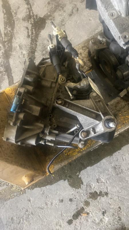 Boite de vitesses RENAULT CLIO 3 PHASE 1 Essence - 1